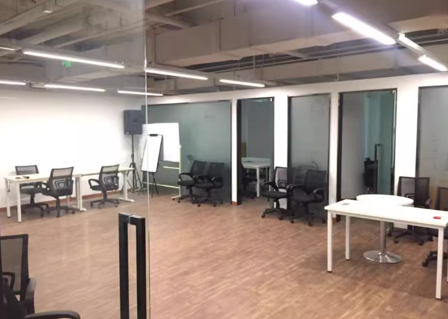 银发大厦