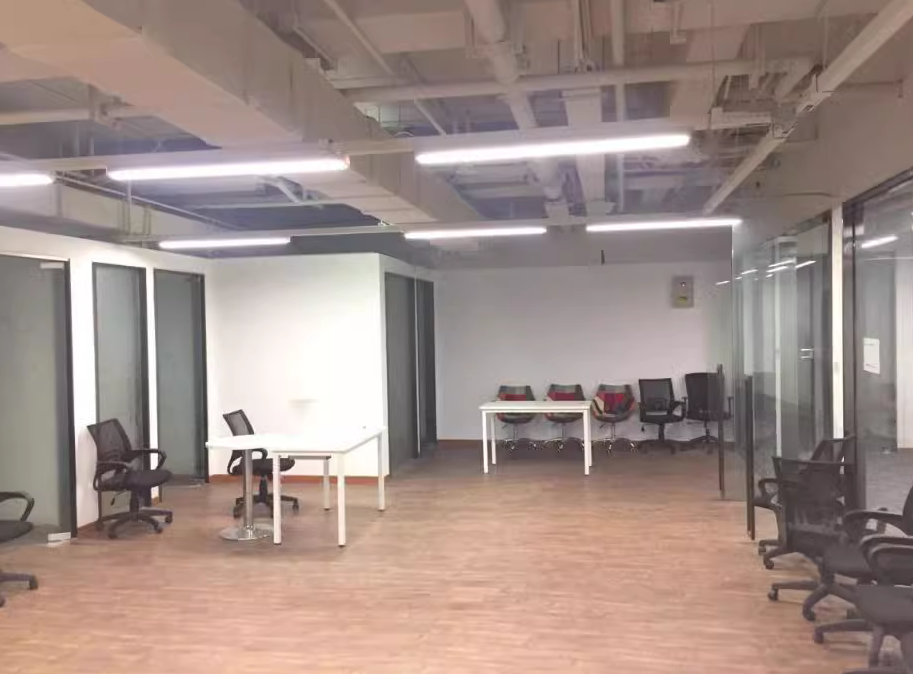 银发大厦