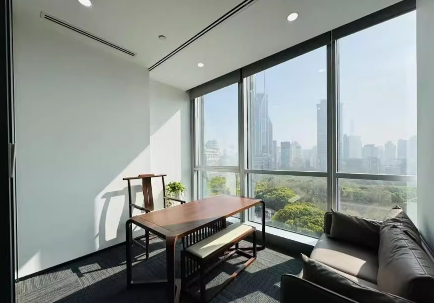 中美信托金融大厦