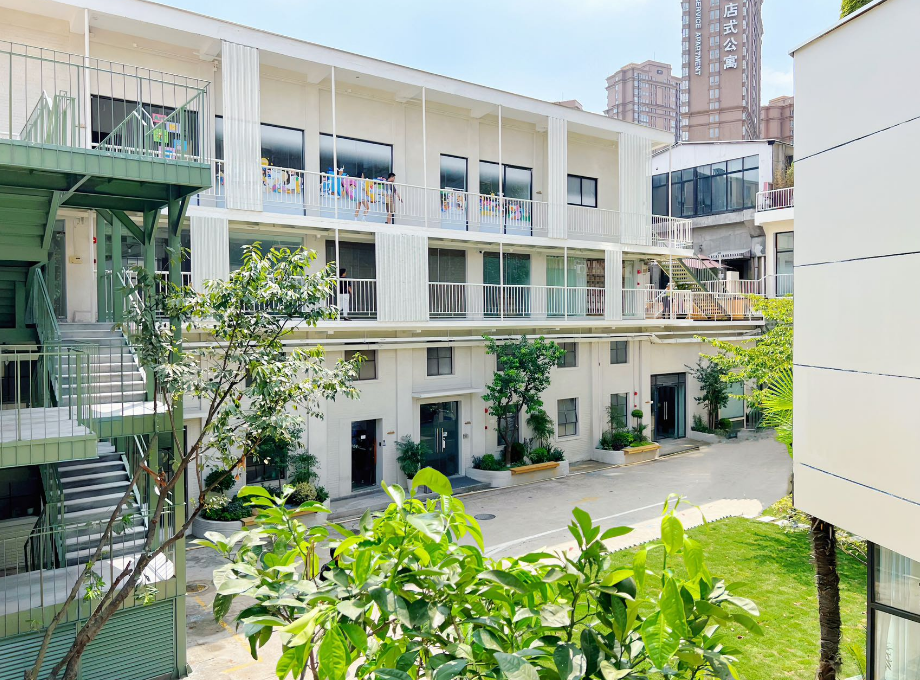 徐汇核心智慧园办公室出租，面积242平米，月租金45500元/月