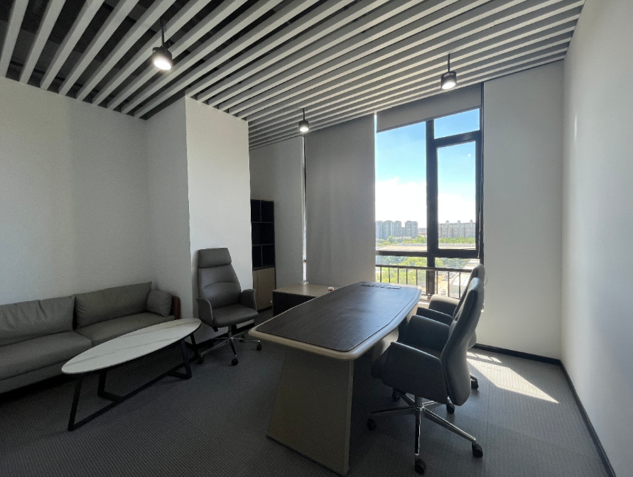 九亭U天地办公室出租，面积63平米，租金报价2.8元/天/平