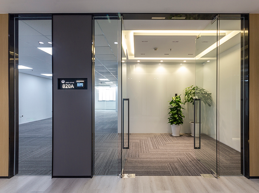 虹梅商务大厦办公室出租，面积297平米，租金报价2.9元/平米/天