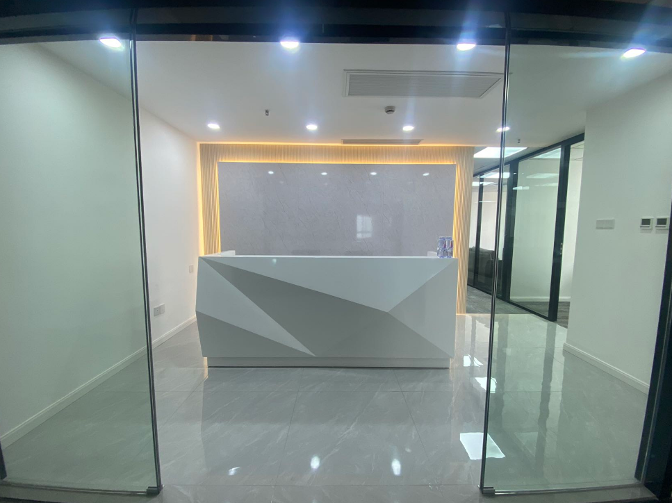 一百杉杉大厦写字楼出租，面积258平米，月租金28888元/月