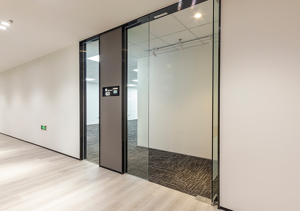 虹梅商务大厦办公室出租，面积269平米，租金报价2.9元/平米/天