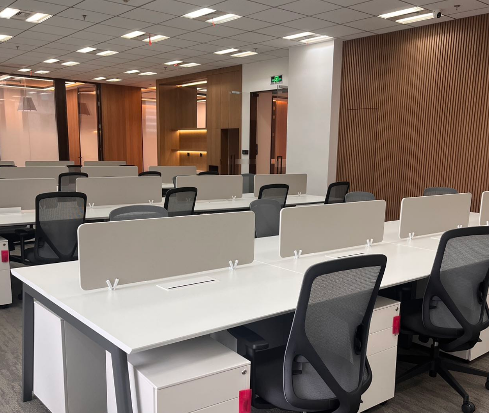 由由世纪广场办公室