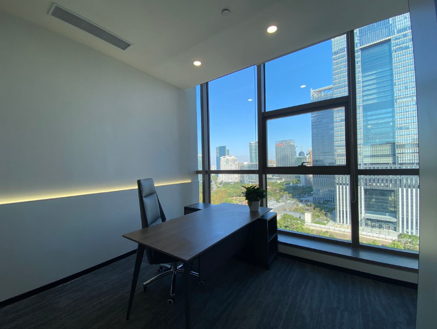 由由世纪广场 由由世纪广场