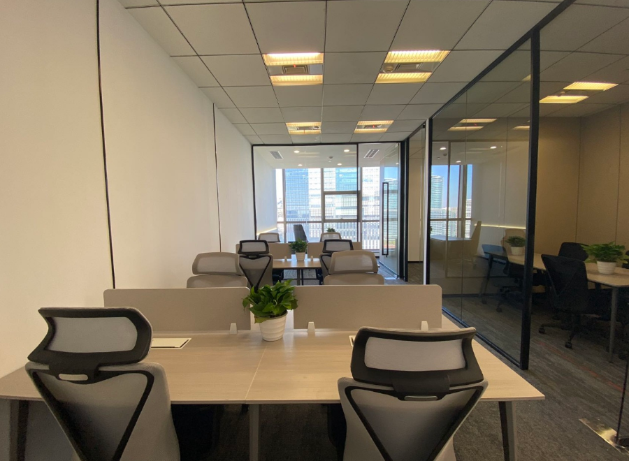 由由世纪广场 由由世纪广场