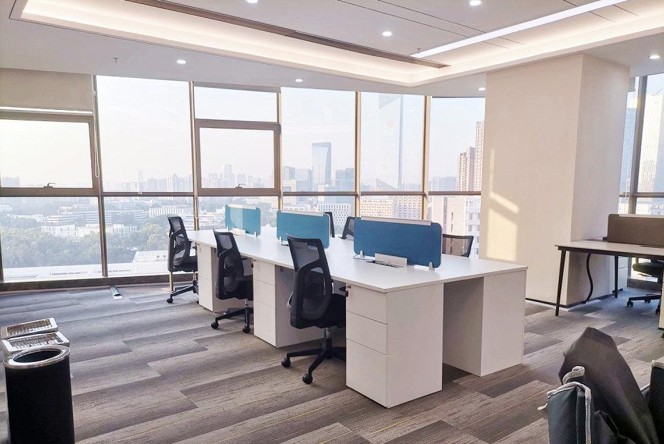 晓富金融大厦 100㎡ 精装修