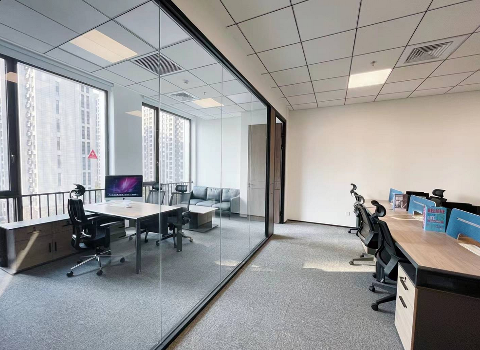 大宁国际商业广场办公室图