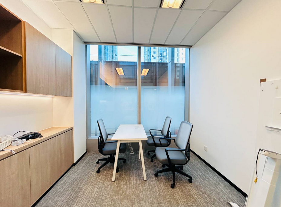 静安嘉里中心办公室图