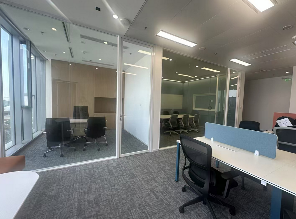 保利浦开金融中心办公室图