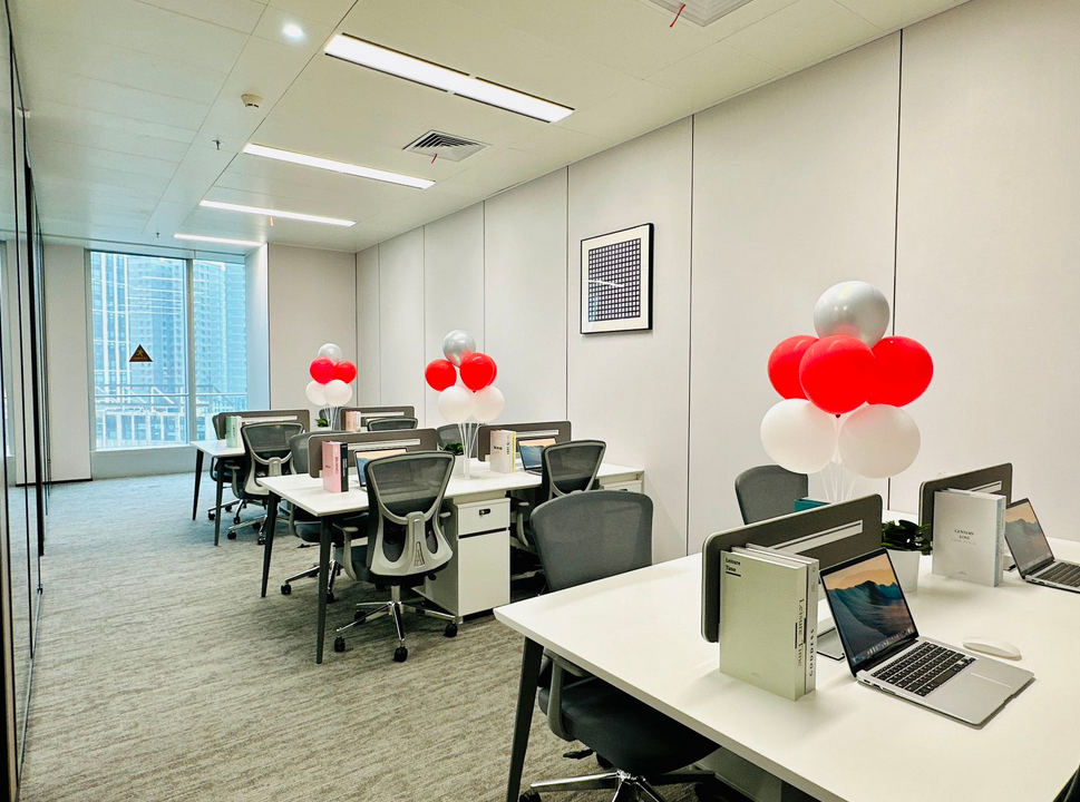 友邦金融中心办公室图