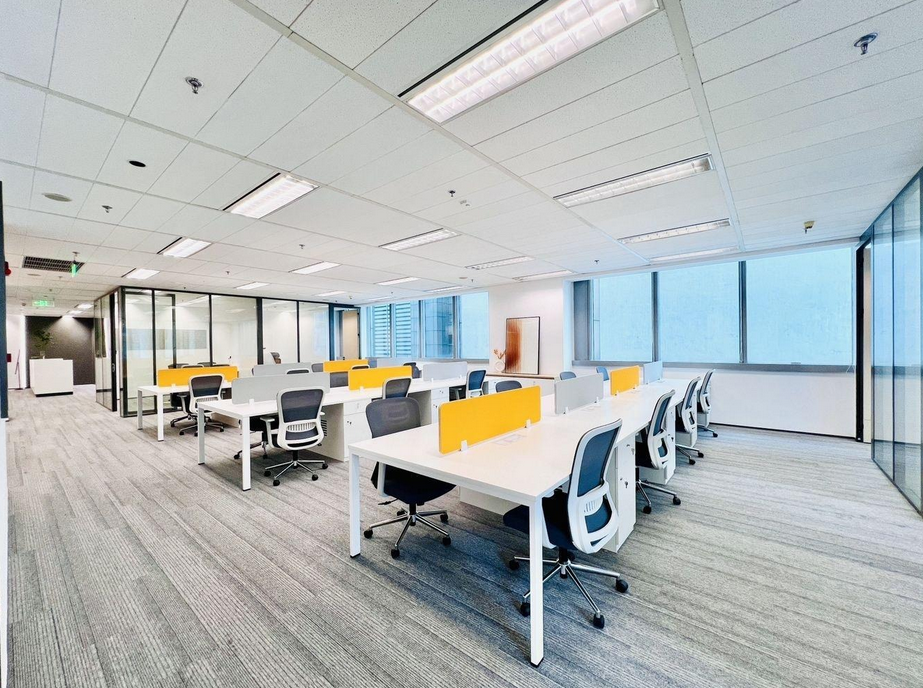 长宁来福士广场办公室图