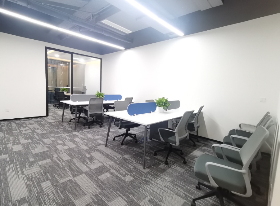 越界锦和尚城办公室图