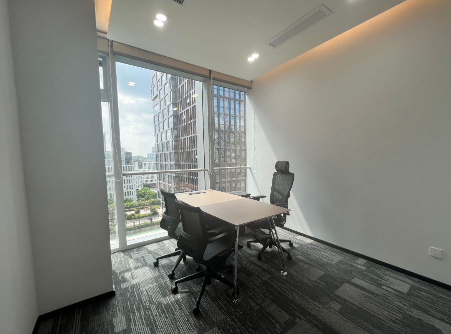 越界锦和尚城办公室图