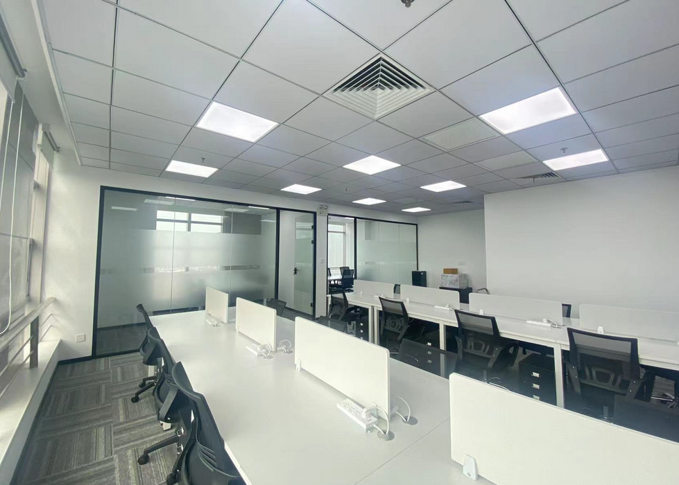 绿地商务大厦办公室图