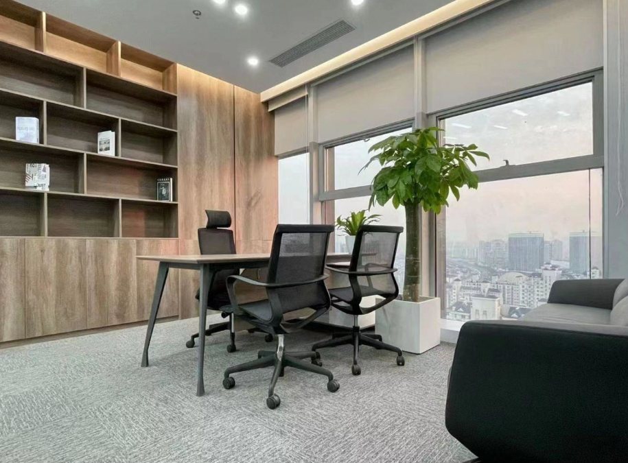 梅龙镇广场办公室图