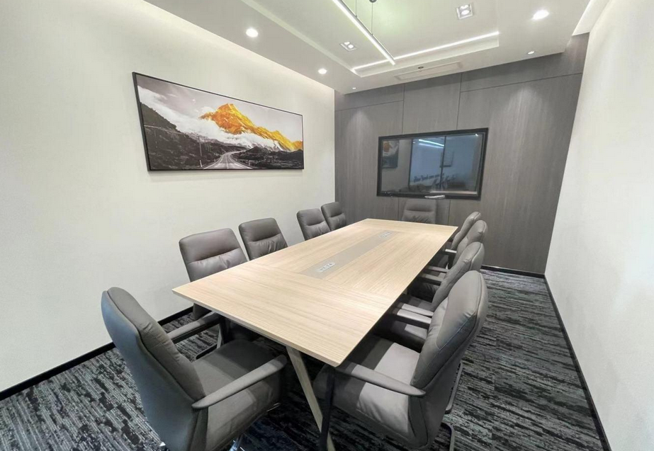 梅龙镇广场办公室图