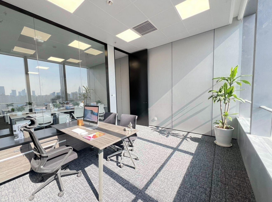 滨港中心办公室图