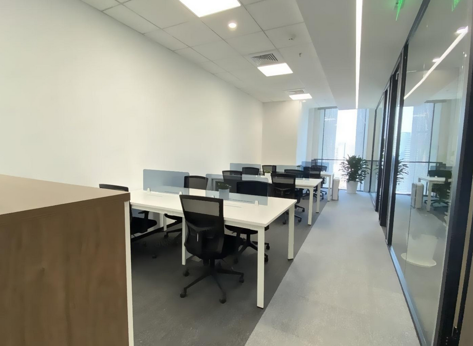 保利绿地广场办公室图