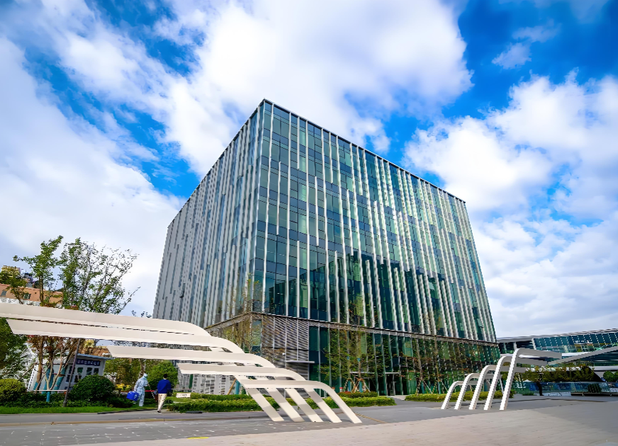 东虹桥中心 东虹桥中心