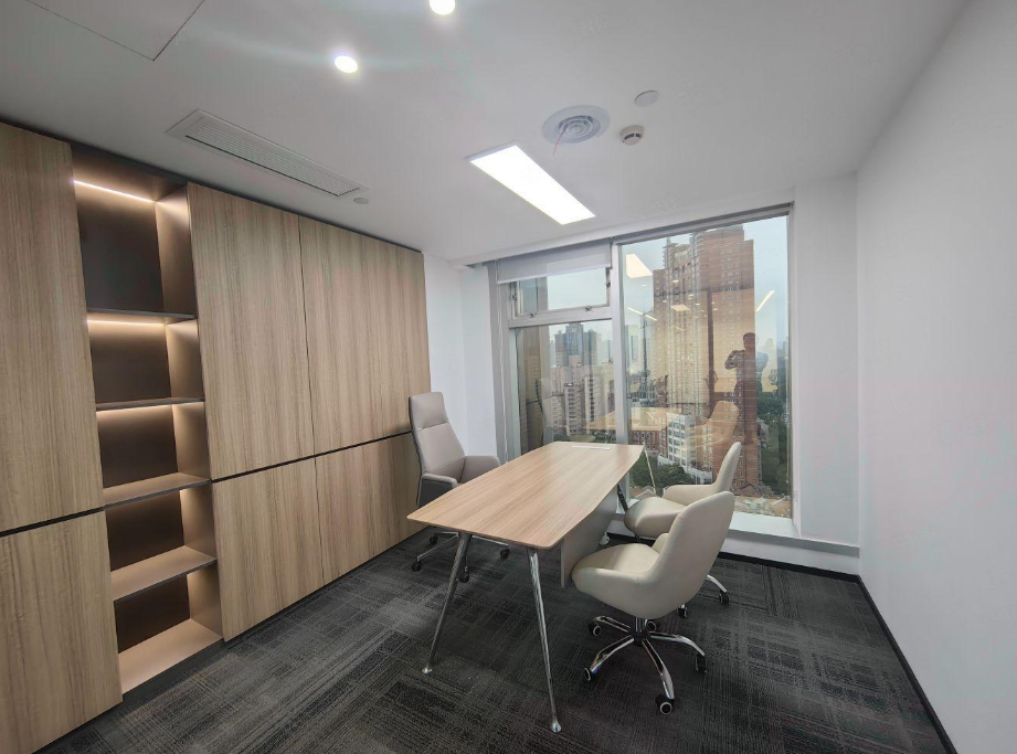 招商局广场办公室图