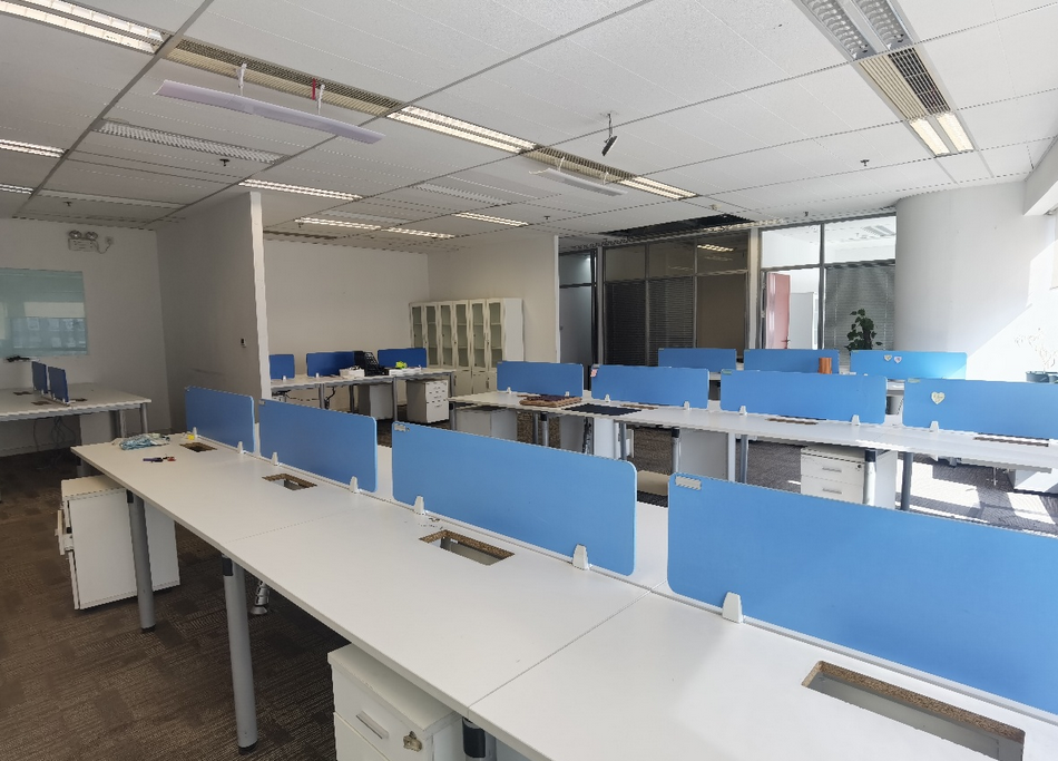 华宏商务中心办公室图 华宏商务中心办公室图