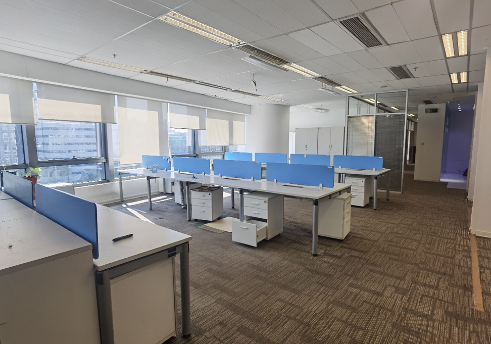 华宏商务中心办公室图 华宏商务中心办公室图