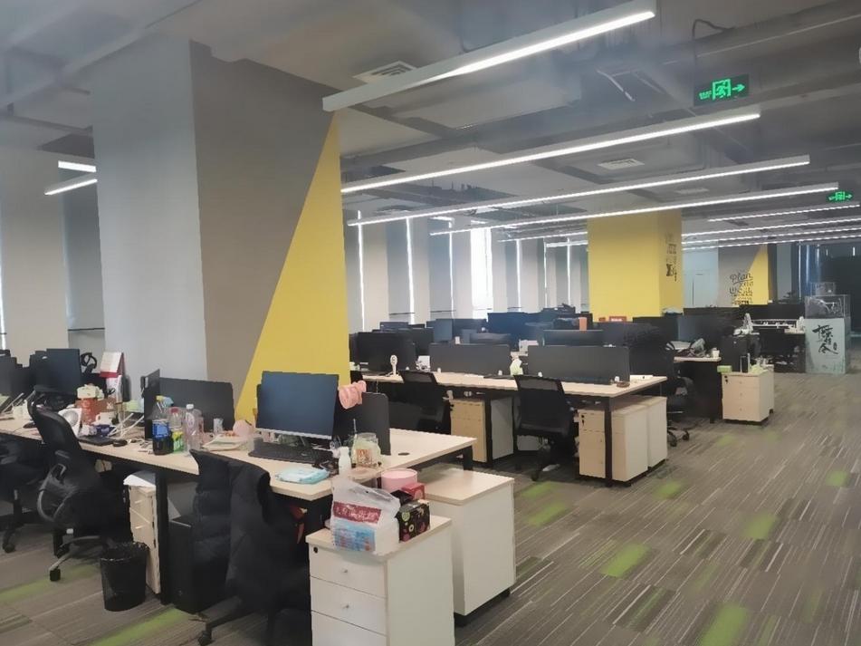 华鑫慧享城办公室图