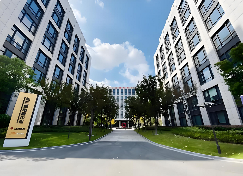 德必虹桥国际WE