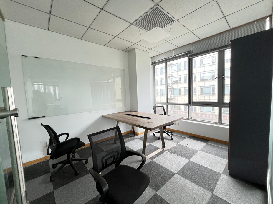 闵欣大厦办公室图