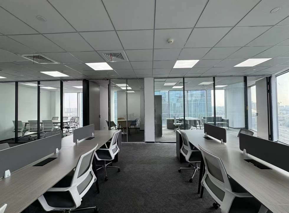 七宝宝龙城办公室图