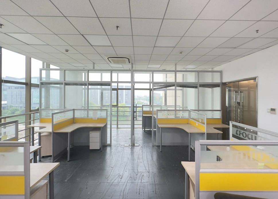 宝虹中心办公室图