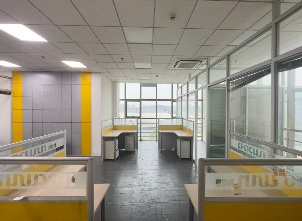 宝虹中心办公室图