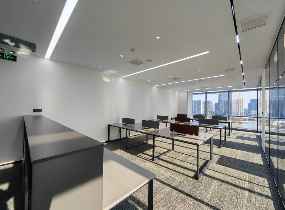 中展大厦办公室图