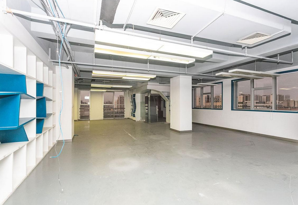 莱茵虹桥中心办公室图 莱茵虹桥中心办公室图