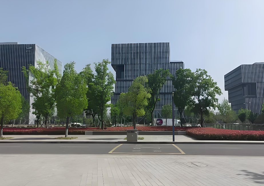 临港浦江智慧之岸，招租中心，面积310㎡-2100㎡