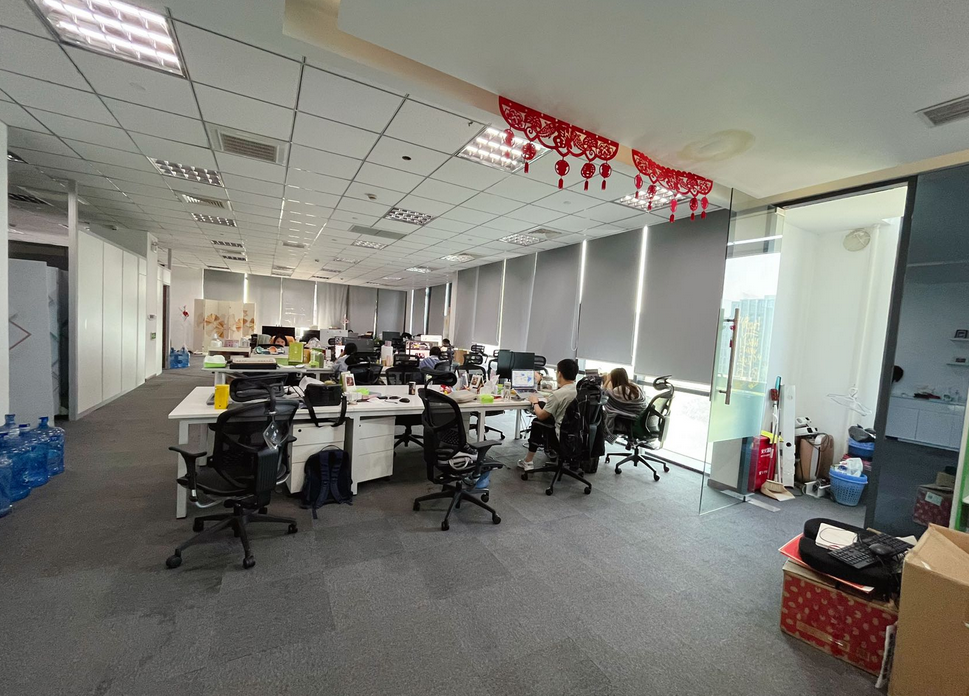 普洛斯盛银大厦办公室图