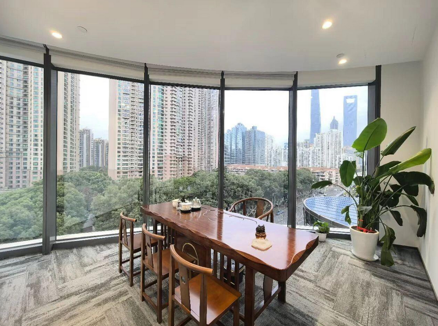 上海世茂大厦办公室图