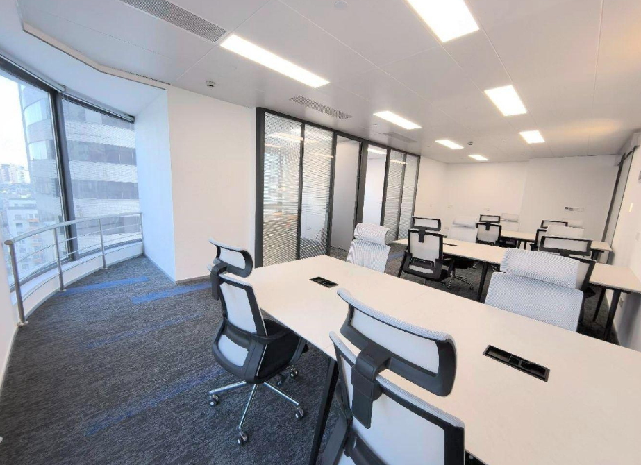 宝钢浦东国贸大厦办公室图