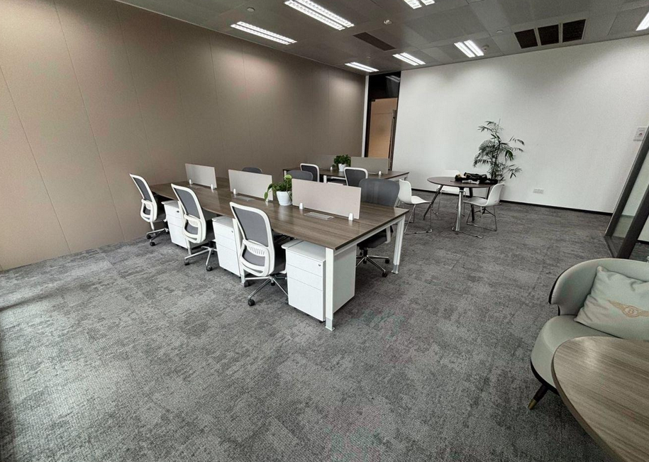 中国人寿金融中心办公室图