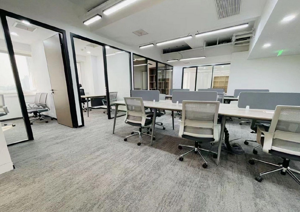 汤臣金融大厦办公室图