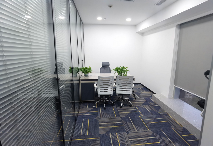 华融大厦办公室图