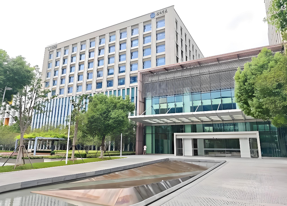 张江日月光中心