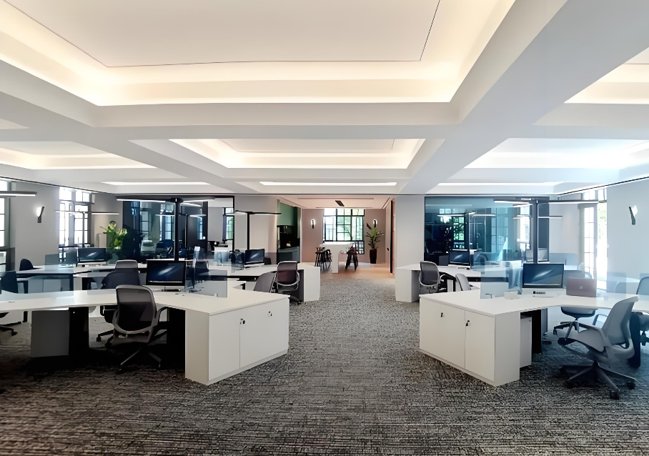 陆家嘴金融街区办公室图片 陆家嘴金融街区办公室图片