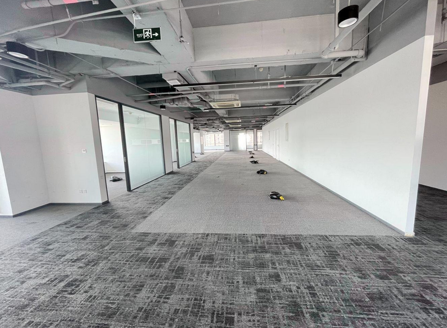 金桥国际商业广场办公室图片 金桥国际商业广场办公室图片