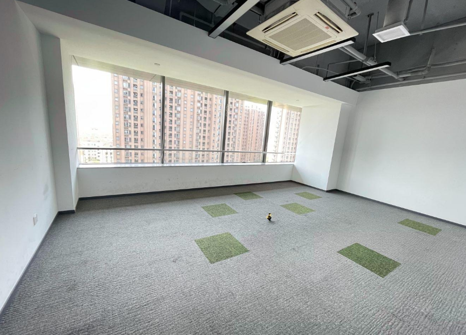 金桥国际商业广场办公室图片 金桥国际商业广场办公室图片