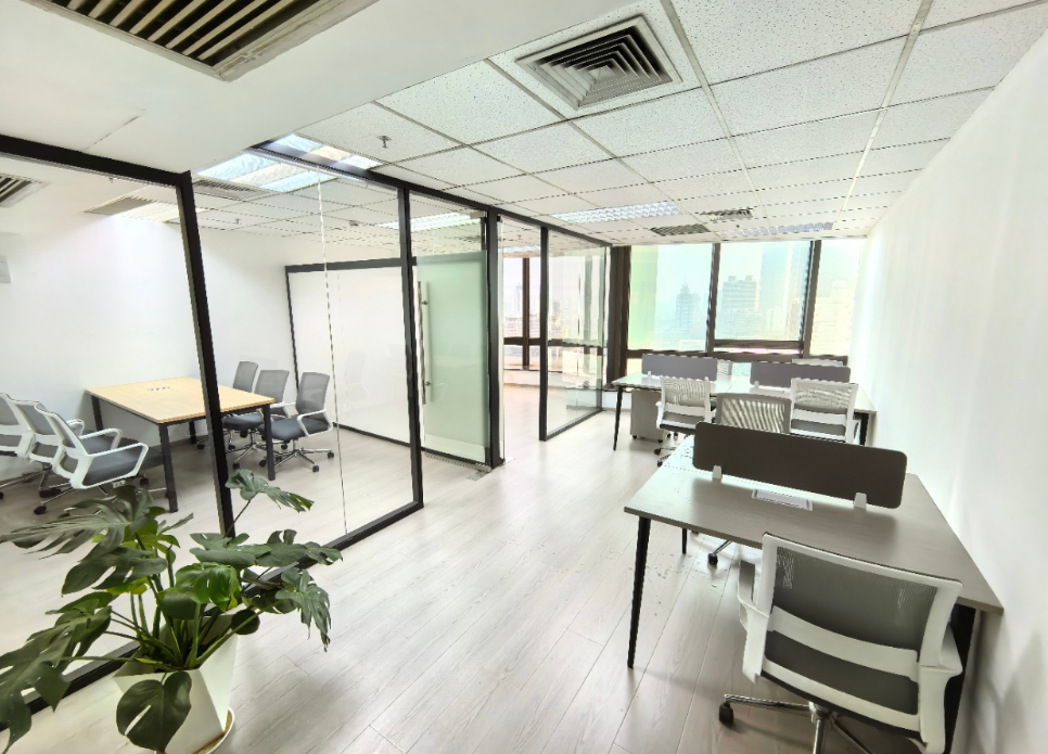 环球世界大厦100㎡精装修