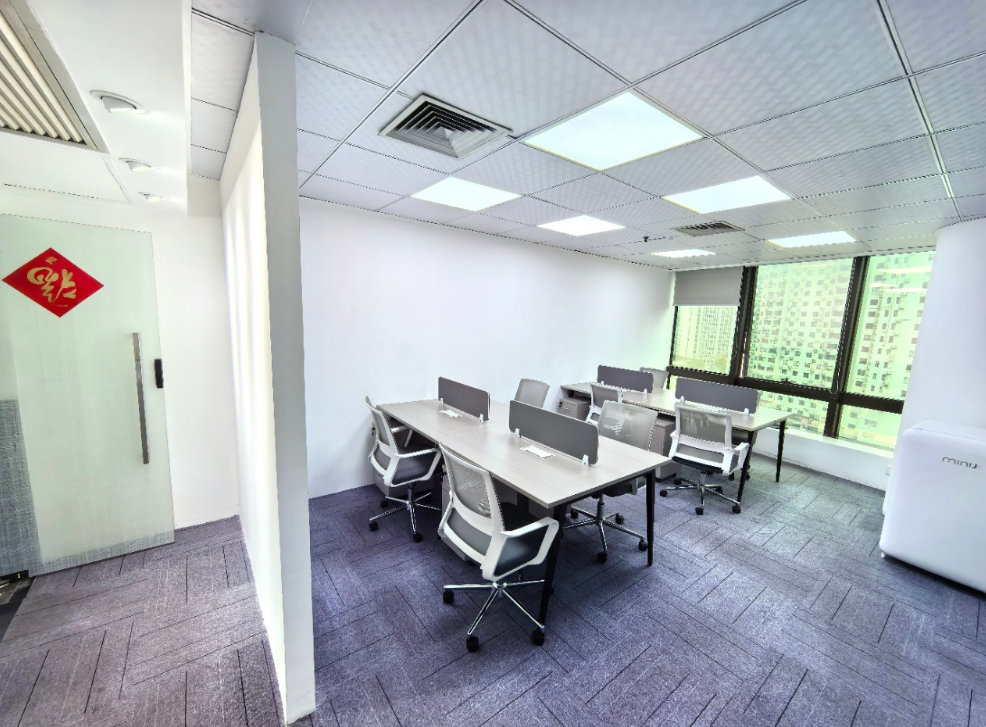 环球世界大厦115㎡精装修