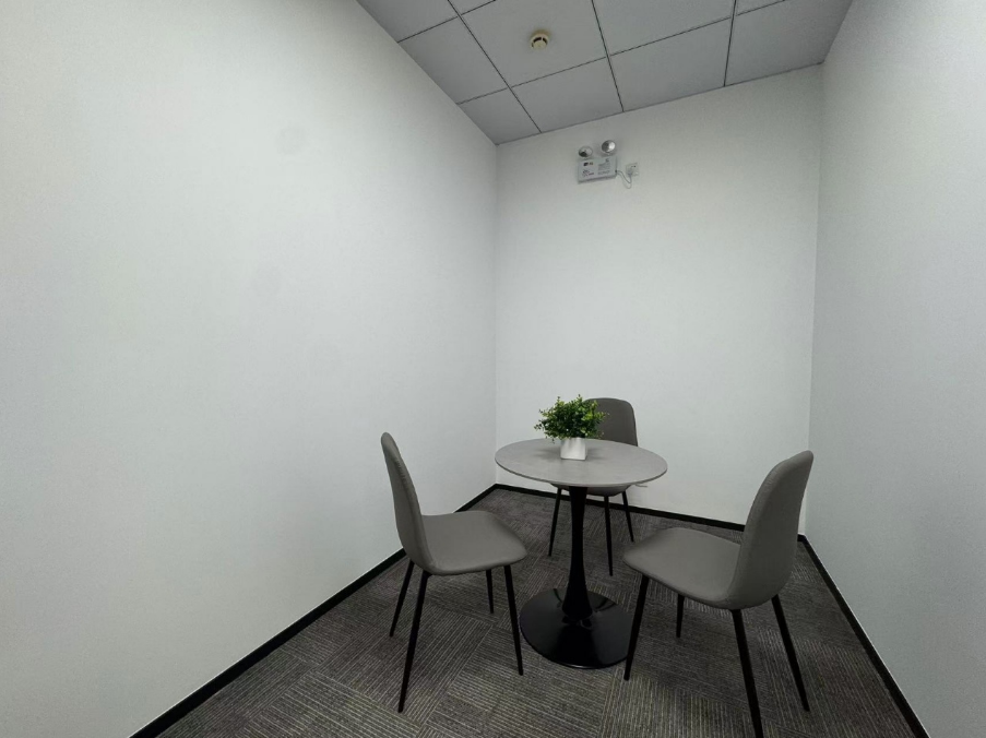 新上海国际大厦